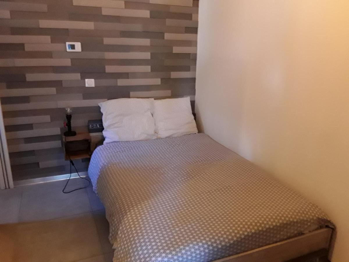 Joli 2 Pieces Esprit Loft Moderne Apartment По Екстериор снимка